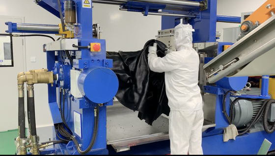 購入 FKM フロアゴム 1.85 固体重みと 20 60 バルブ幹密封のためのムニー粘度 online manufacture